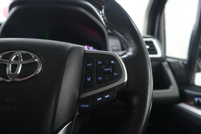 2019 Toyota Granvia VX