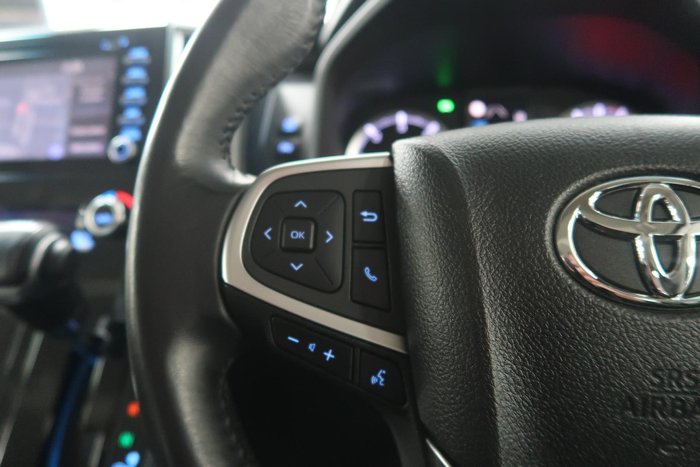 2019 Toyota Granvia VX
