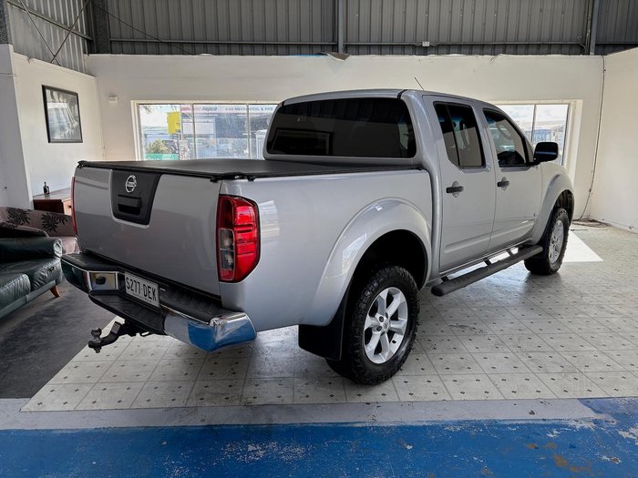 2013 Nissan Navara ST-X 550 D40 Series 5 4X4 Dual Range Silver Lightning