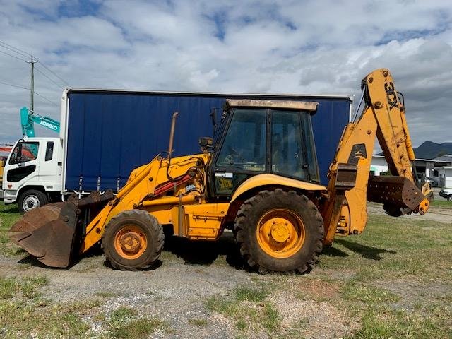 1998 JCB Jcb 4X4 Centre Mount Extendahoe Backhoe