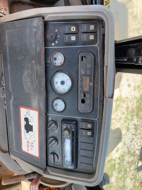 1998 JCB Jcb 4X4 Centre Mount Extendahoe Backhoe