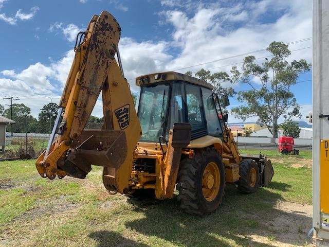 1998 JCB Jcb 4X4 Centre Mount Extendahoe Backhoe