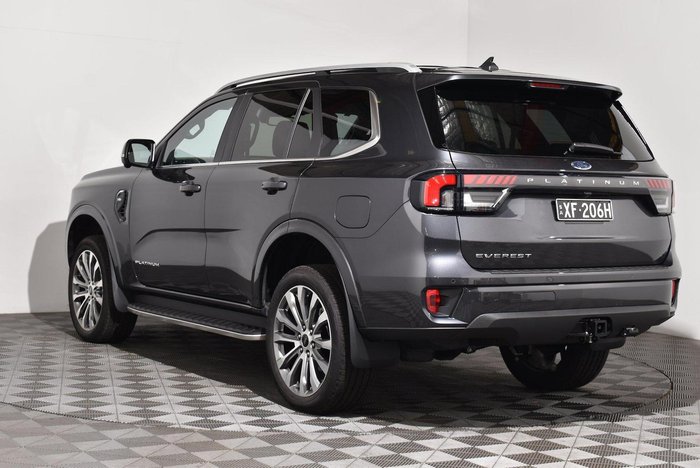 2025 Ford Everest Platinum