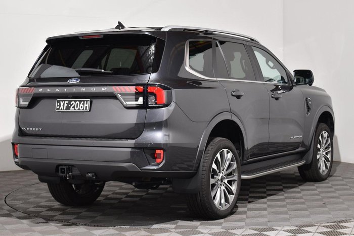2025 Ford Everest Platinum