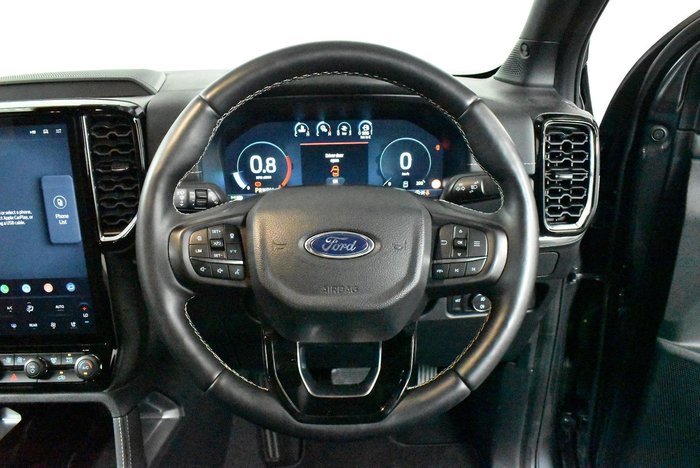 2025 Ford Everest Platinum