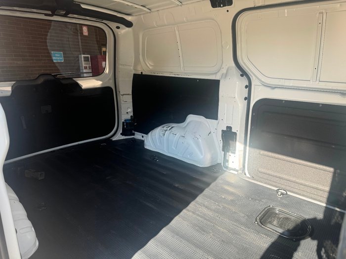 2019 Hyundai iLoad (No Badge)