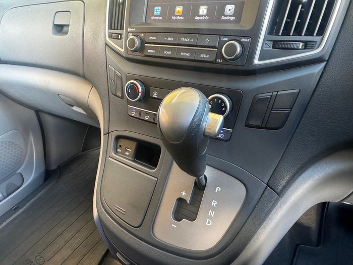 2019 Hyundai iLoad (No Badge)