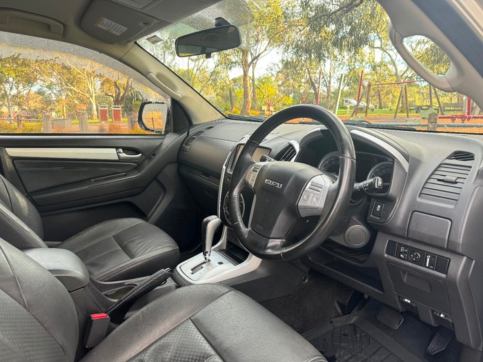 2016 Isuzu MU-X LS-T