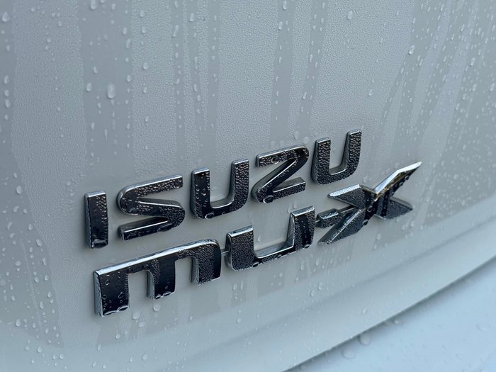 2016 Isuzu MU-X LS-T