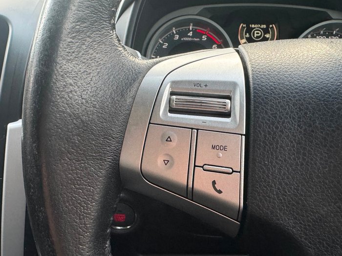 2016 Isuzu MU-X LS-T