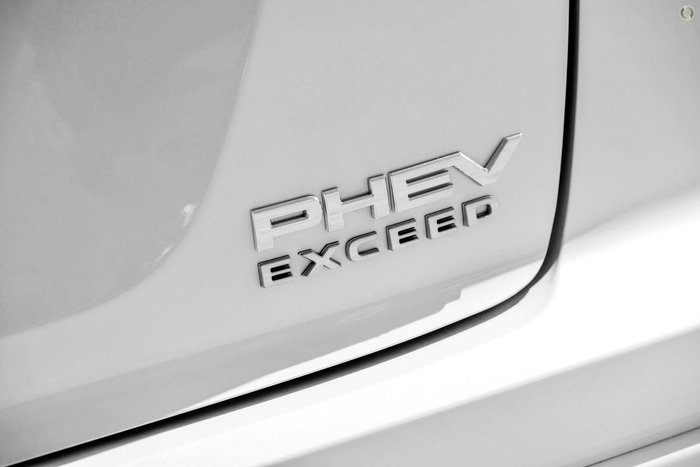2025 Mitsubishi Eclipse Cross PHEV Exceed YB MY24 AWD White Diamond