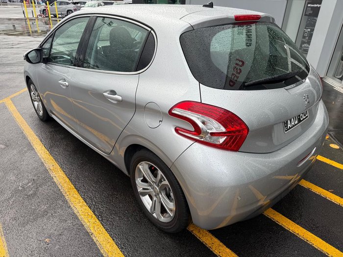 2013 Peugeot 208 Allure