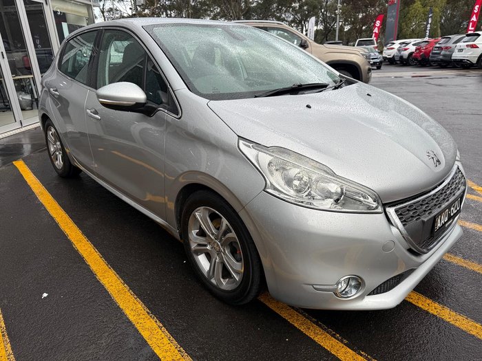 2013 Peugeot 208 Allure