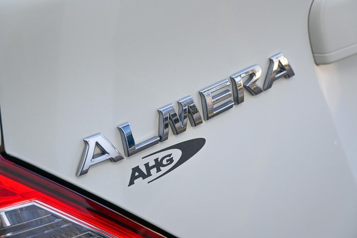2012 Nissan Almera ST