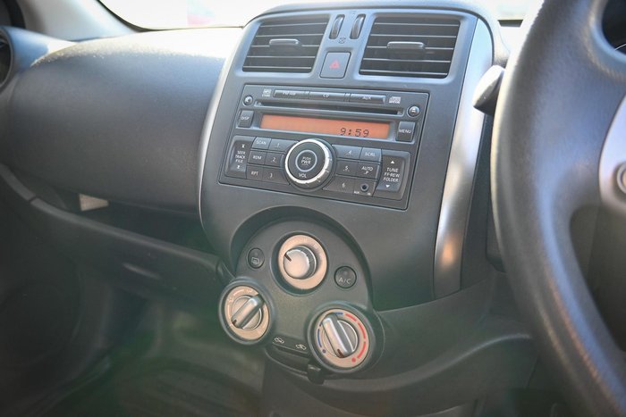 2012 Nissan Almera ST