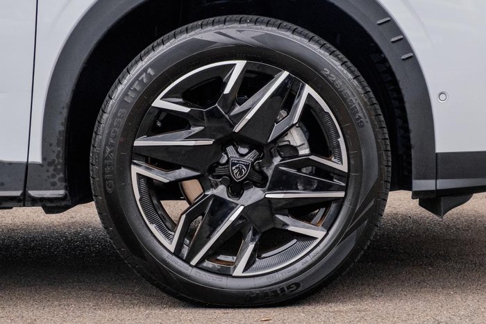 2024 Peugeot 3008 GT Premium Hybrid P64 MY25 Okenite White