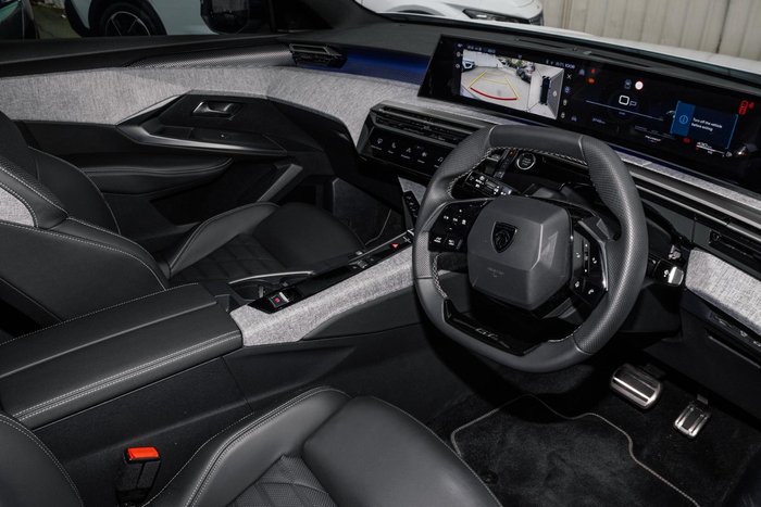 2024 Peugeot 3008 GT Premium Hybrid P64 MY25 Okenite White