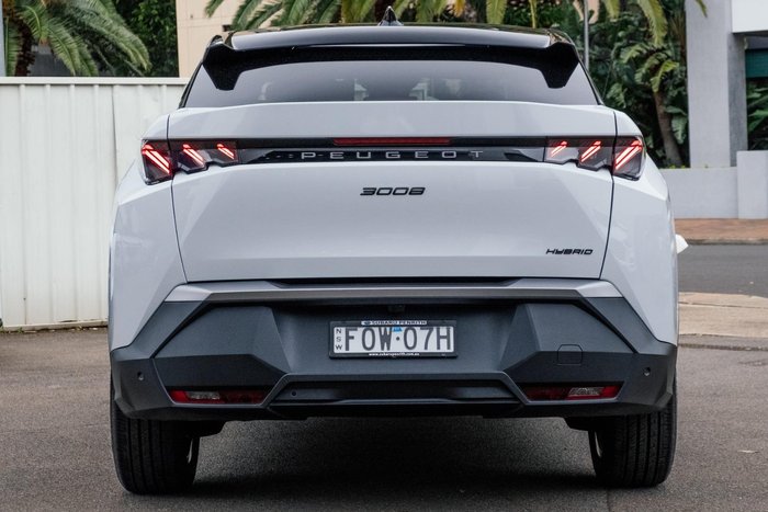 2024 Peugeot 3008 GT Premium Hybrid P64 MY25 Okenite White