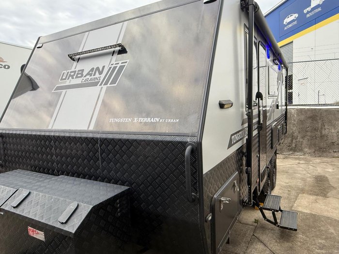 2021 Urban Caravans Xterrain 21 Family Bunk
