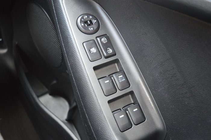 2013 Kia Cerato Si YD Glittering Metal