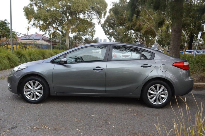2013 Kia Cerato Si YD Glittering Metal