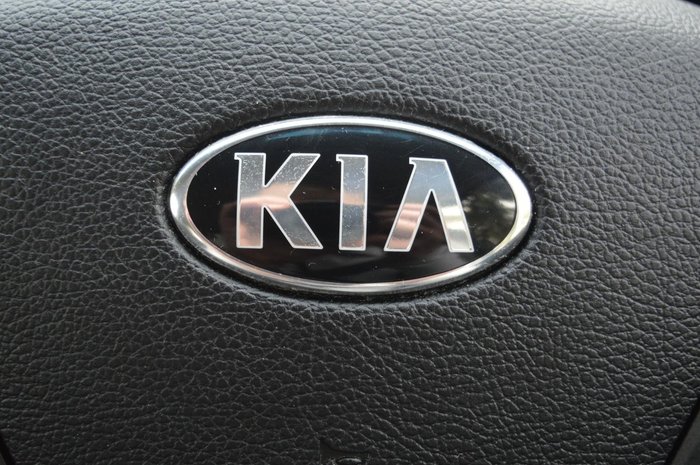 2013 Kia Cerato Si YD Glittering Metal