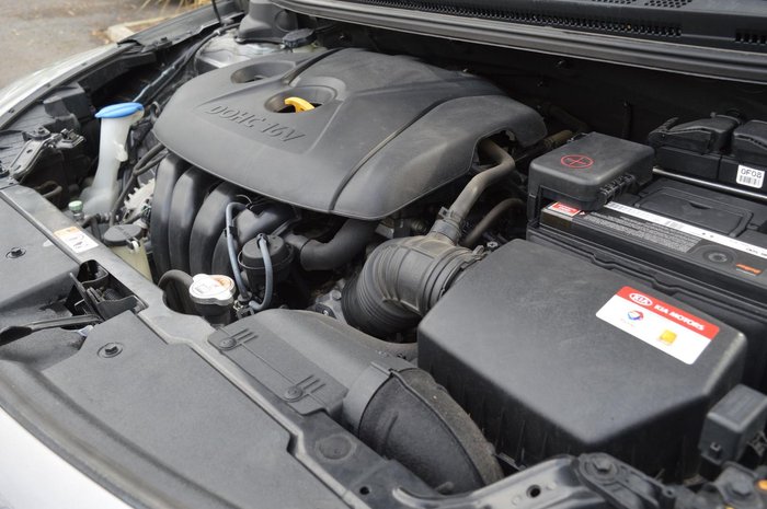 2013 Kia Cerato Si YD Glittering Metal