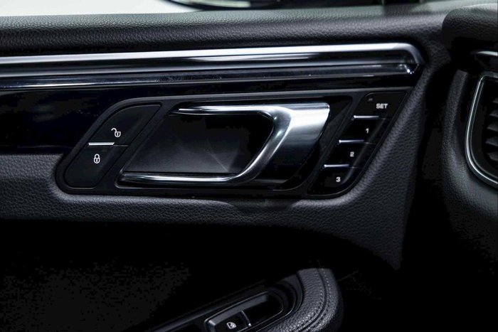 2015 Porsche Macan S 95B MY16 AWD Black