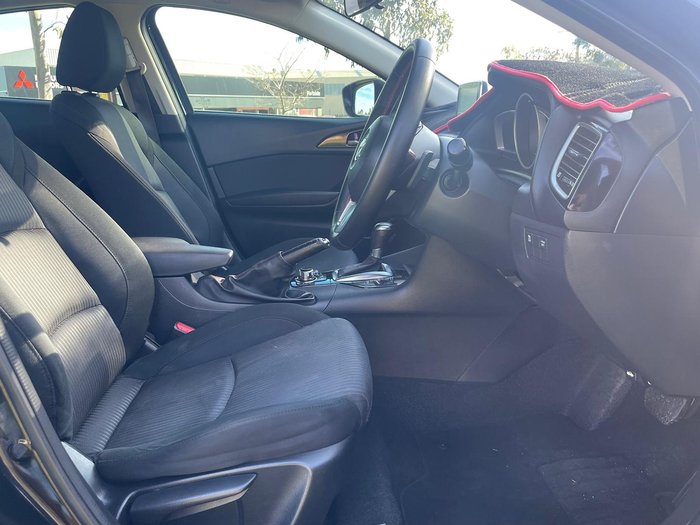 2015 Mazda 3 Maxx