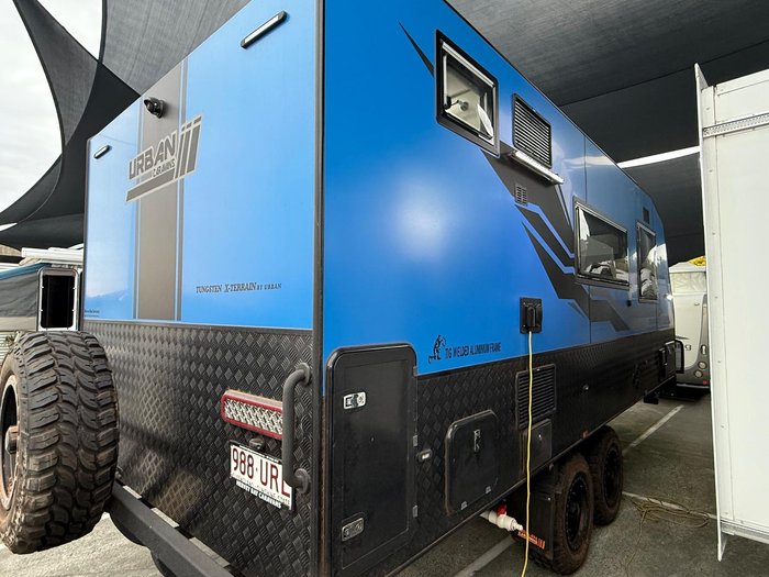 2023 Urban Caravans Xterrain 20 Club Lounge