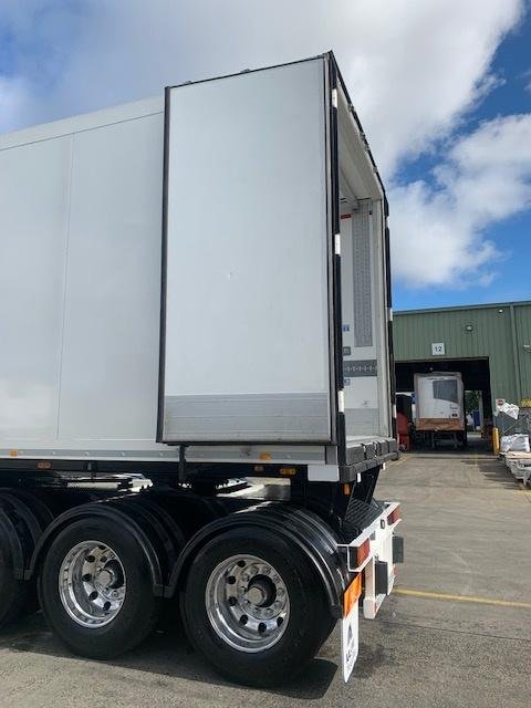 2022 Schmitz St3 34 Pallet -30 Freezer Double Stacker, R/T