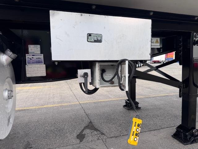 2022 Schmitz St3 34 Pallet -30 Freezer Double Stacker, R/T
