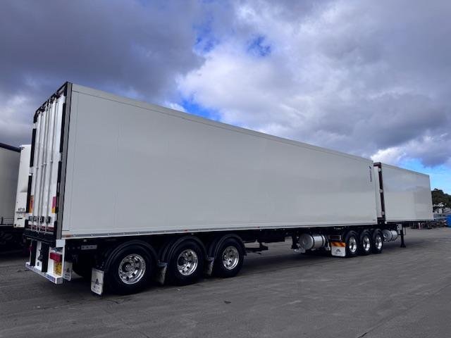 2022 Schmitz St3 34 Pallet -30 Freezer Double Stacker, R/T