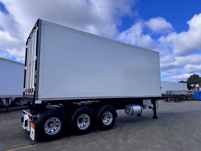 2022 Schmitz St3 34 Pallet -30 Freezer Double Stacker, R/T