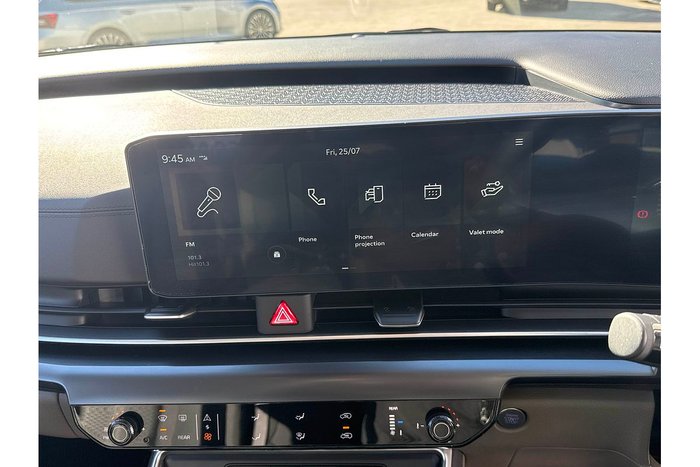 2024 Kia Carnival S
