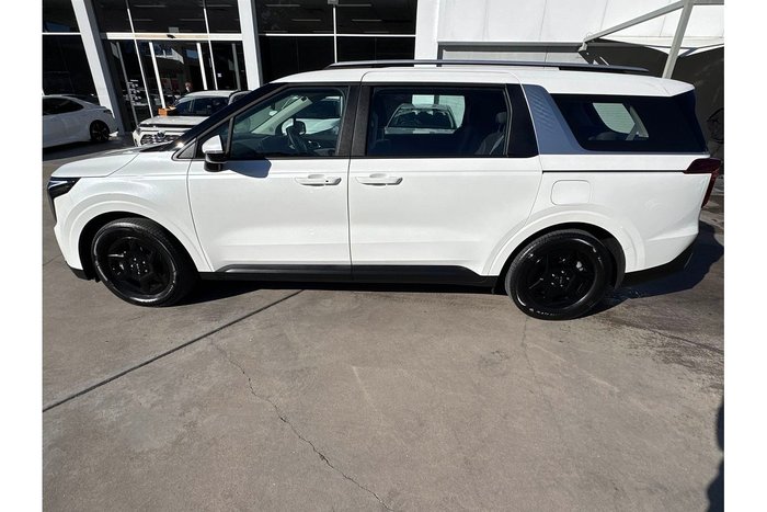 2024 Kia Carnival S