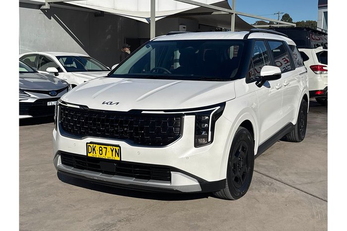 2024 Kia Carnival S
