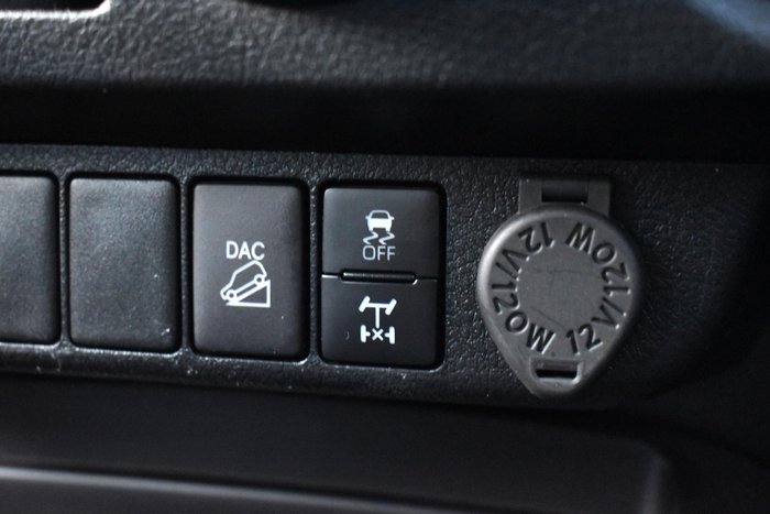 2021 Toyota Hilux SR GUN126R 4X4 Dual Range Glacier White