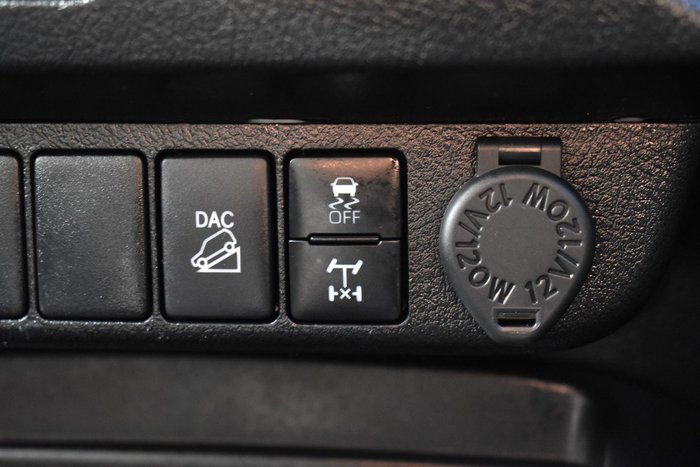 2021 Toyota Hilux SR GUN126R 4X4 Dual Range Glacier White
