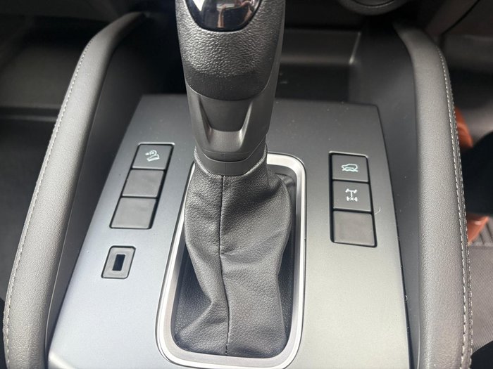 2025 Mazda BT-50 XT