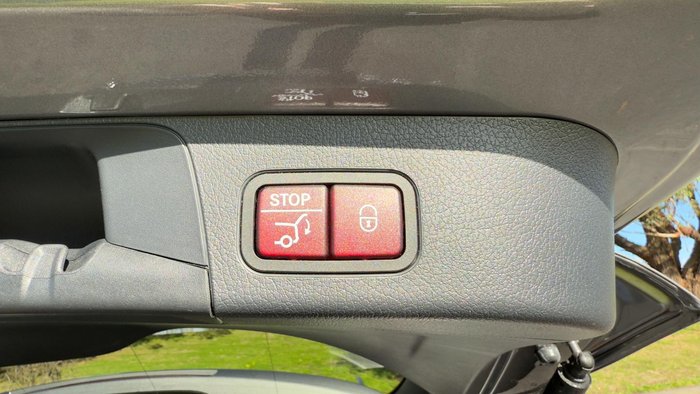 2024 Mercedes-Benz GLB-Class GLB250