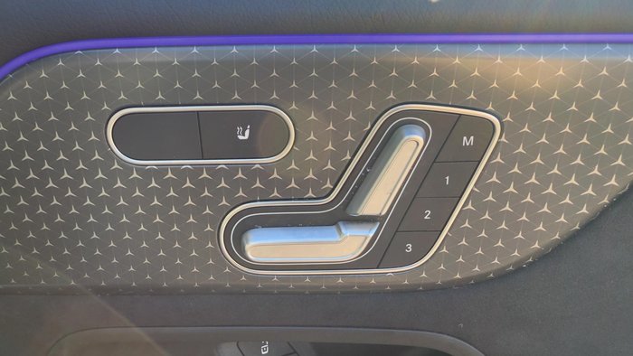 2024 Mercedes-Benz GLB-Class GLB250