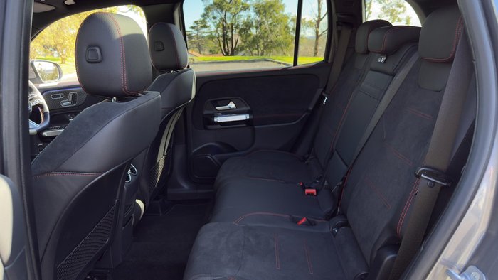 2024 Mercedes-Benz GLB-Class GLB250