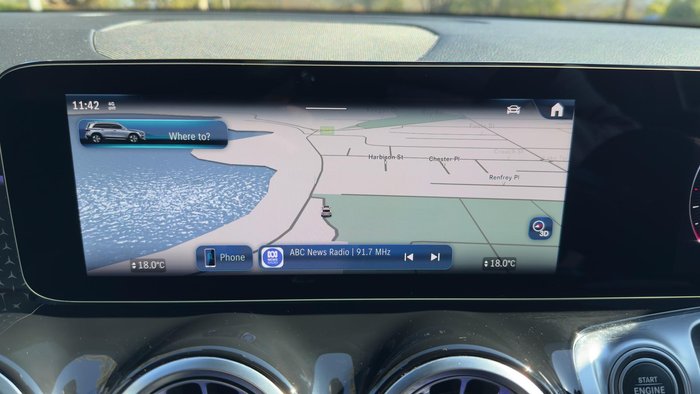 2024 Mercedes-Benz GLB-Class GLB250