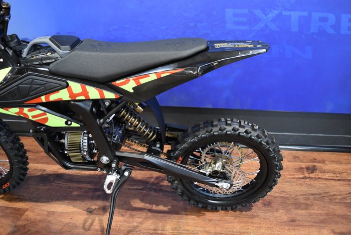 2025 Sur-ron 2025 Sur-ron ELECTRIC HYPER BEE Green