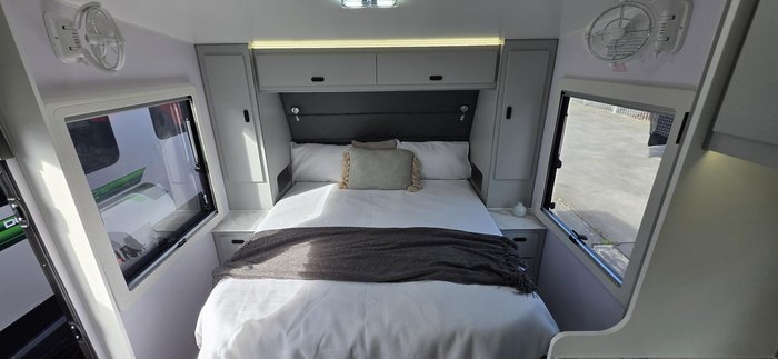 2025 JB Caravans Gator X 17'10 Front Door Full Off Road