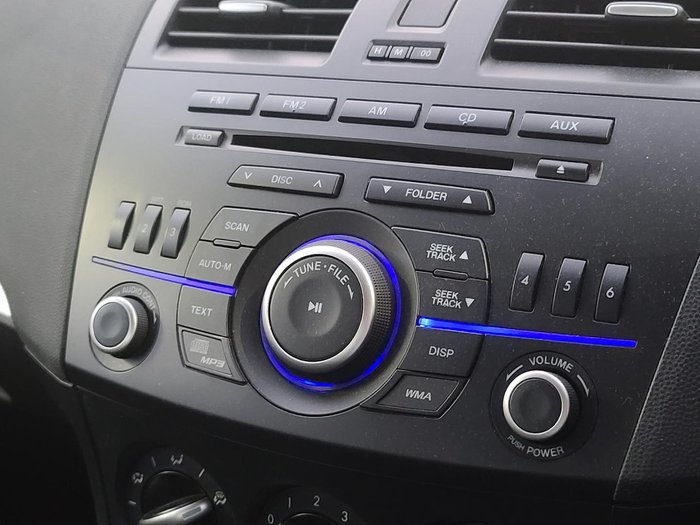 2012 Mazda 3 Neo