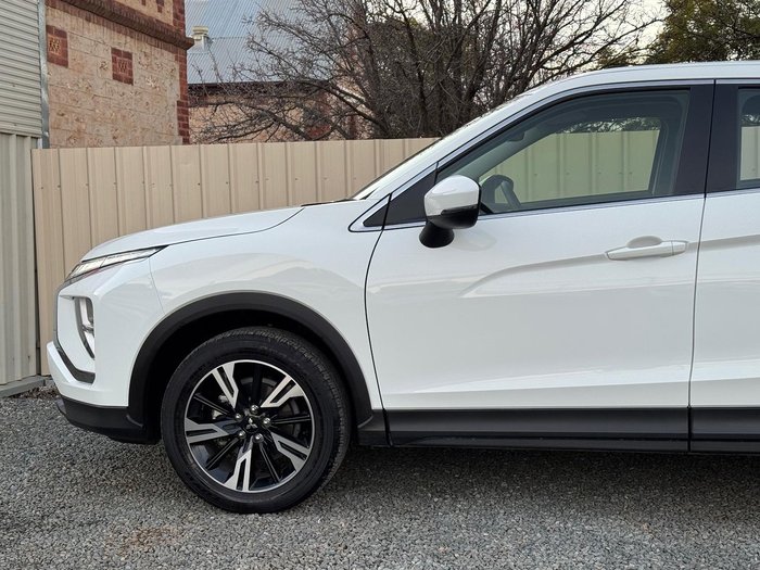 2022 Mitsubishi Eclipse Cross LS