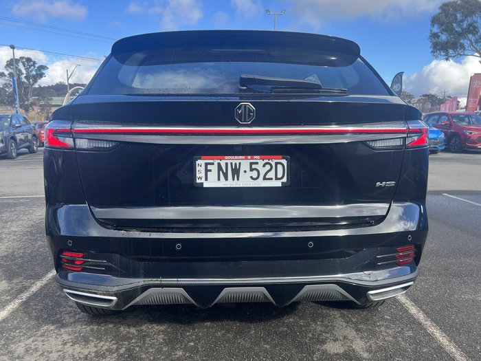 2024 MG HS