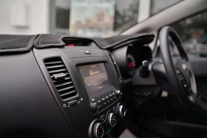 2017 KIA CERATO S